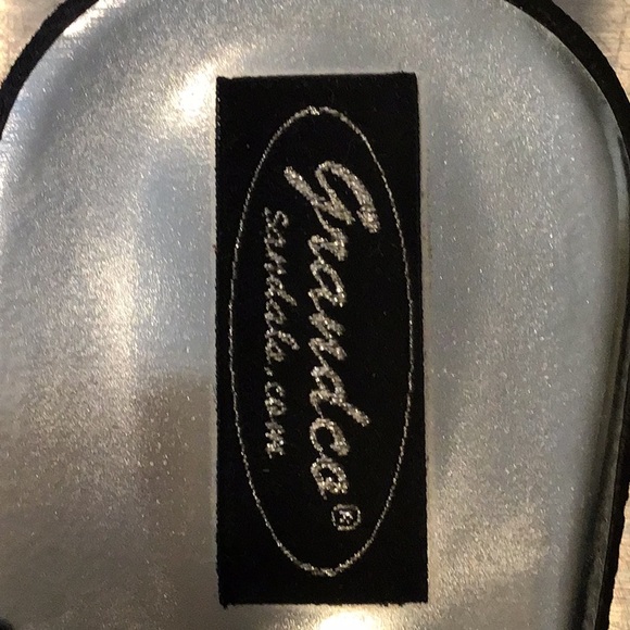 NEW💎 Grandco Jeweled Sandals - Picture 3 of 6